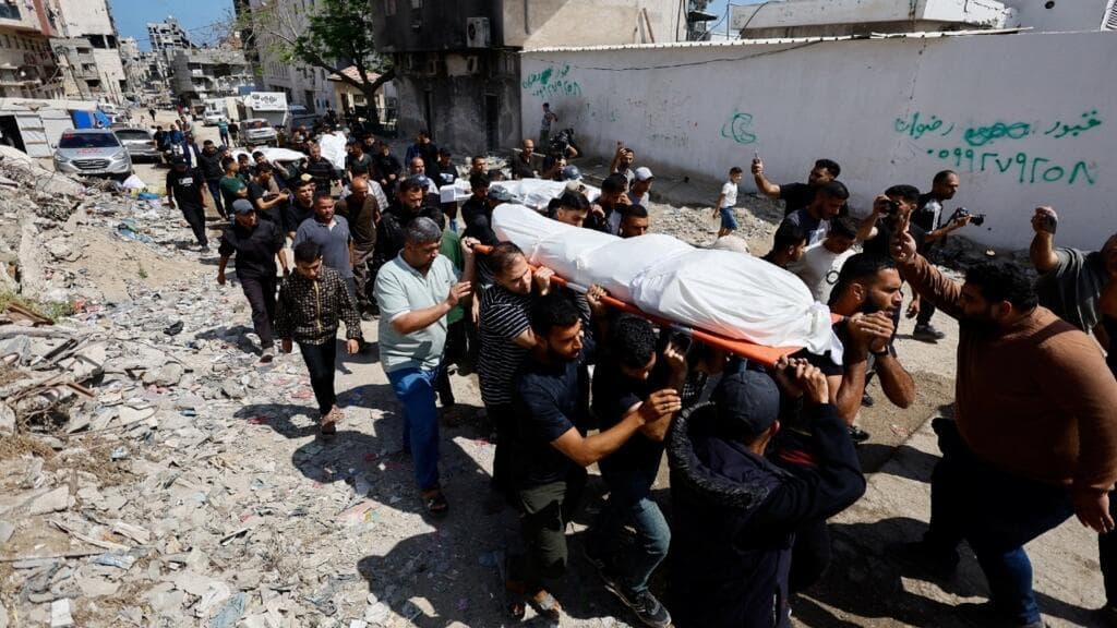 Muere jefe militar de Hamás en bombardeo israelí durante la tregua; ONU denuncia ejecuciones de civiles en Gaza