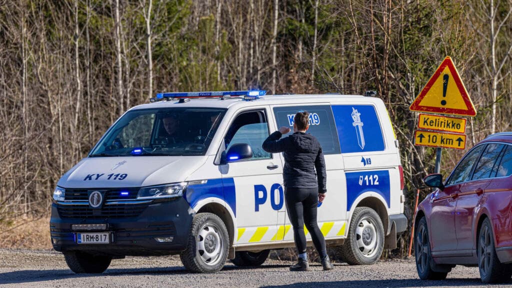 Finlandia investiga caída de drones como violación territorial en el sur del país