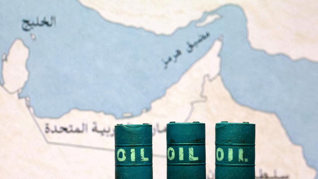 El estrecho de Ormuz sigue bloqueado pese a la tregua: minas y tensiones frenan la navegación