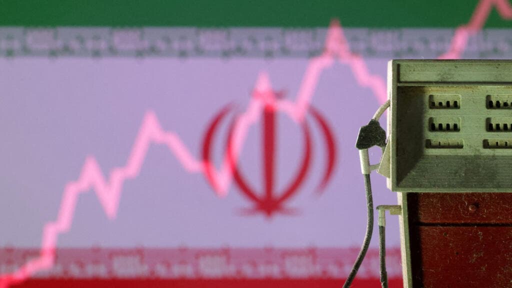La guerra en Irán dispara el petróleo a máximos de cuatro años y amenaza precios globales