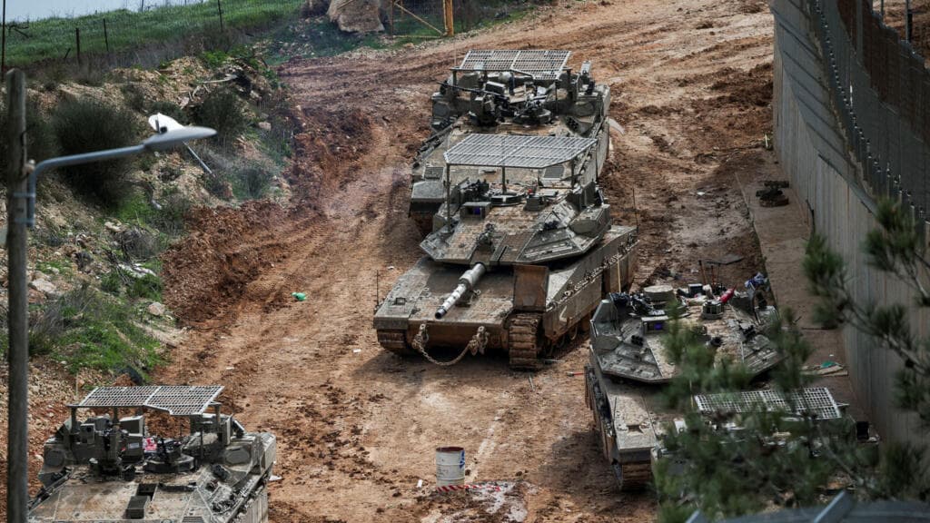 Ofensiva israelí en Líbano: 56 muertos, 335 heridos y 65.000 desplazados en una escalada sin precedentes