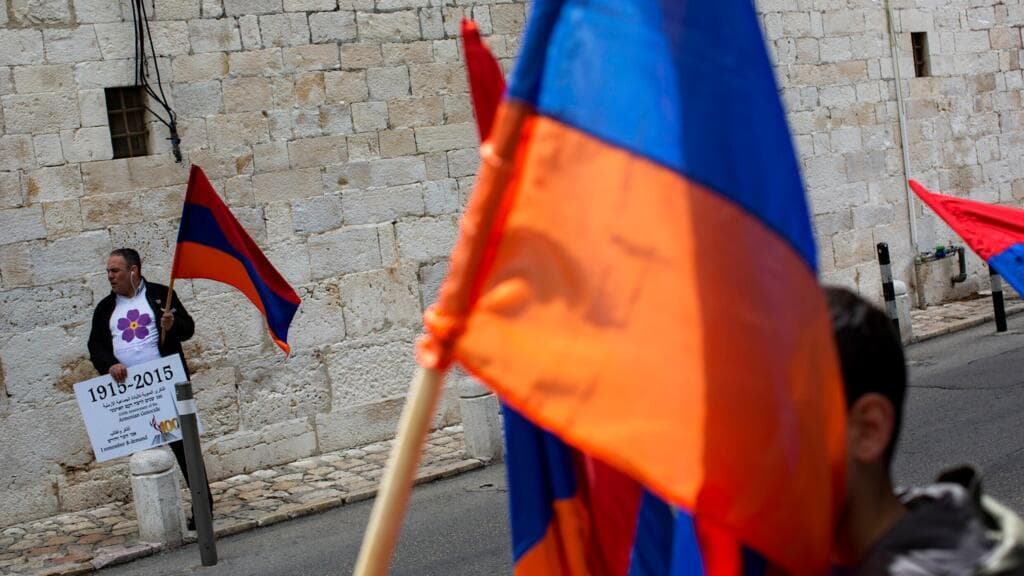 Israel aprueba reconocer genocidio armenio en medio de crisis con Turquía
