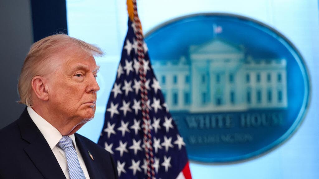 Trump ofrece tregua a Irán mientras amenaza con más bombardeos: negociaciones al borde del colapso