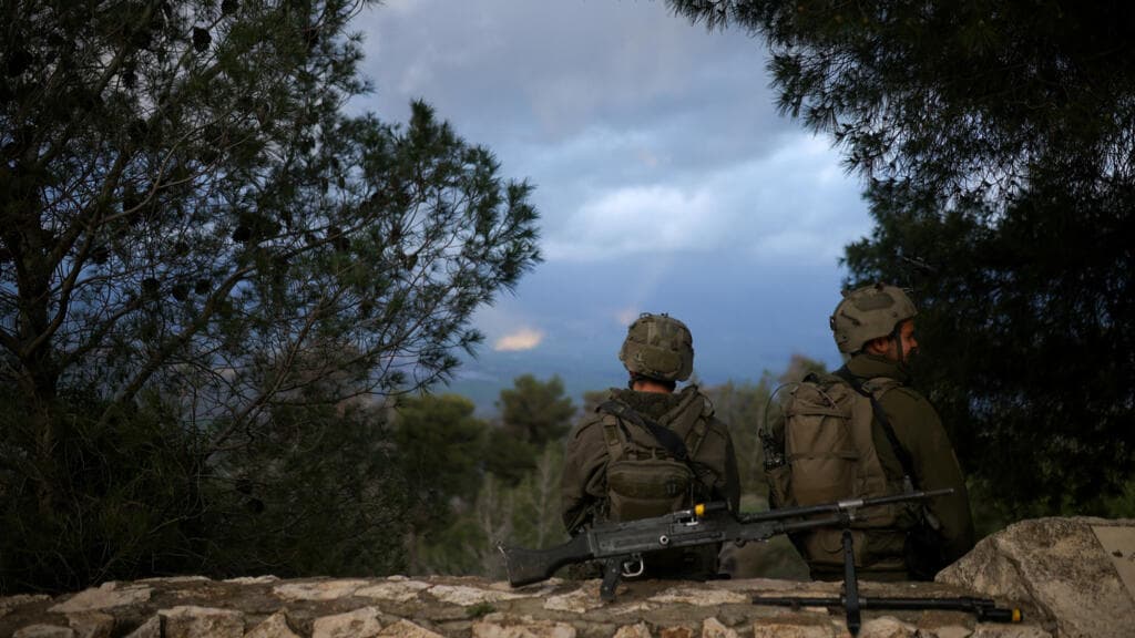 Macron le pide a Netanyahu que no invada Líbano mientras la tensión escala en Medio Oriente