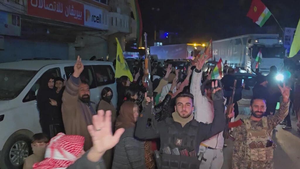 El pueblo kurdo pierde autonomía en Siria y revive su lucha por la unidad