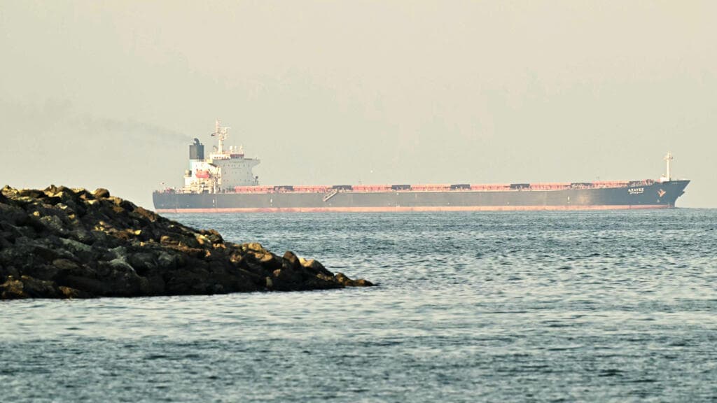 Las monarquías del Golfo desconfían del acuerdo entre Trump e Irán pese a la reanudación del diálogo