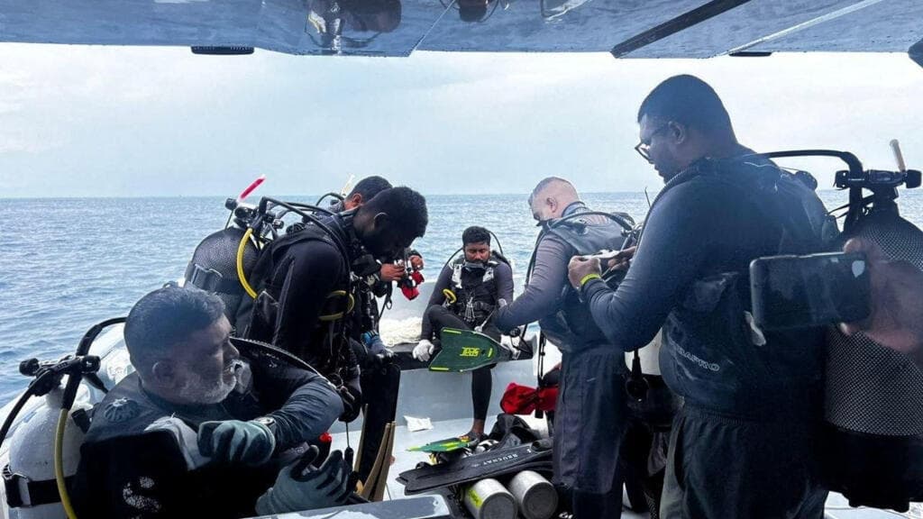 Cinco buzos italianos mueren atrapados en cueva submarina de Maldivas en peor accidente de buceo del país