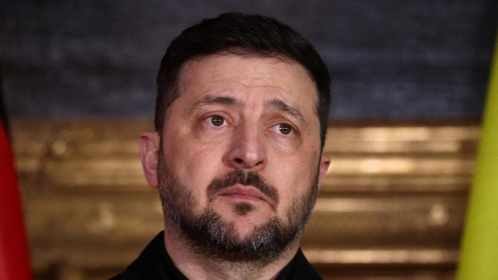 Zelenski anuncia próximas negociaciones trilaterales en Abu Dabi mientras Rusia rechaza plazos para el conflicto