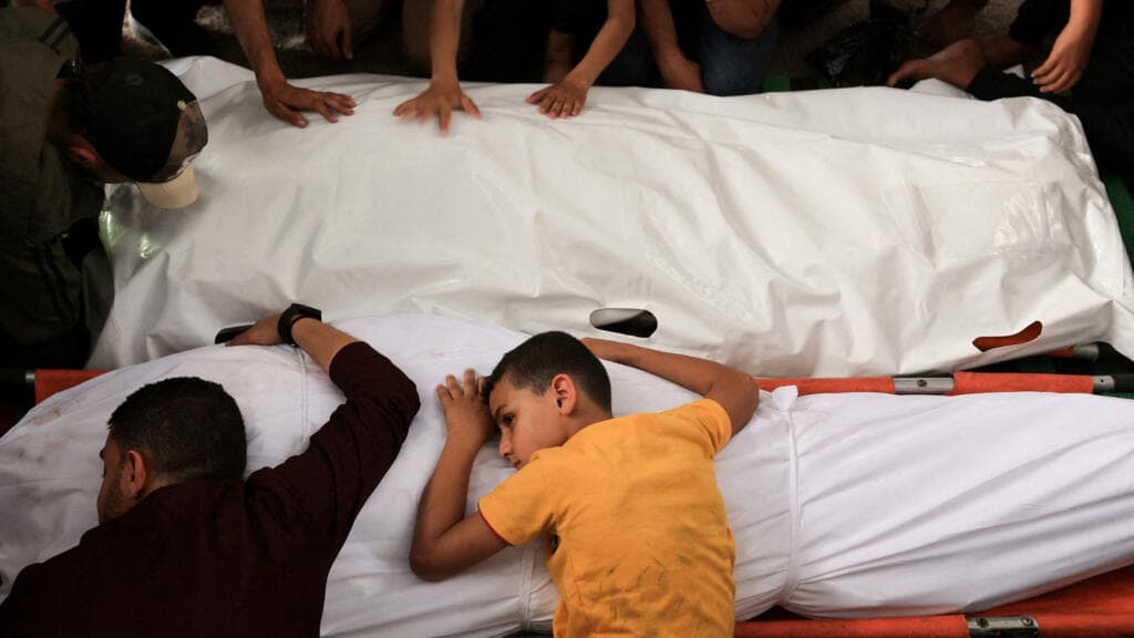Netanyahu dice estar "muy cerca" de completar su misión mientras mueren ocho palestinos en Gaza