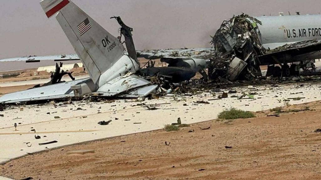 Irán logra dañar gravemente un avión radar estadounidense en Arabia Saudita: por qué es un golpe estratégico