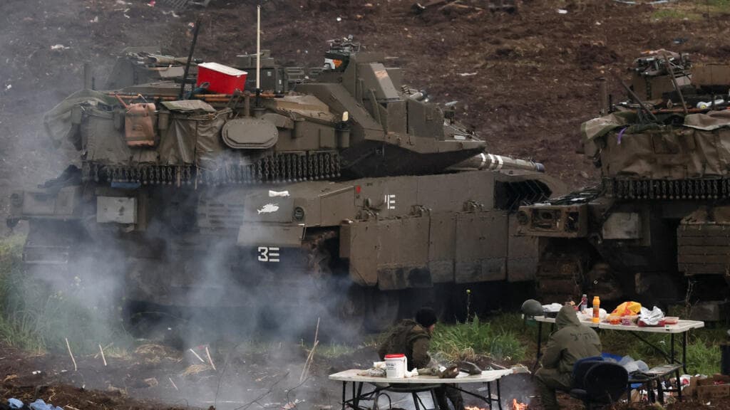 Irán amenaza con matar a Netanyahu mientras Israel intensifica bombardeos en Medio Oriente