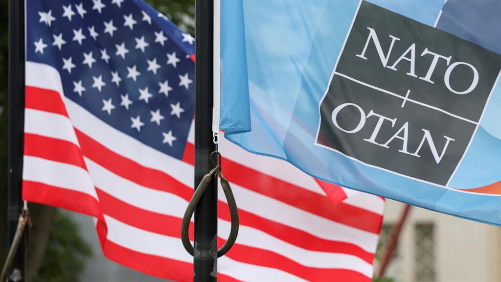 Washington amenaza con sanciones contra aliados europeos por no apoyar operaciones contra Irán