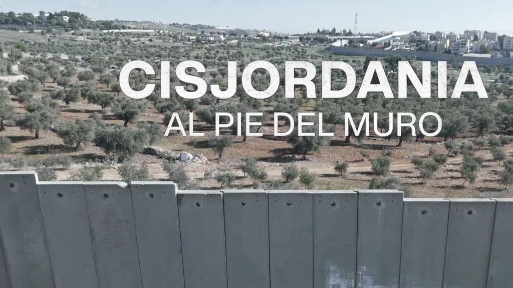 Cisjordania: miles de palestinos arriesgan la vida cruzando el muro en busca de trabajo