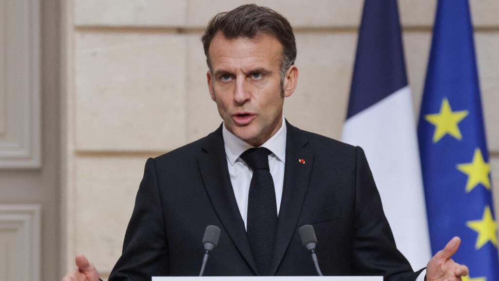 Macron le responde a Rusia: es contradictorio pedir paz en Medio Oriente mientras rechaza tregua en Ucrania