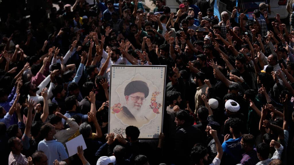 La muerte de Jamenei: cómo la CIA guió a Israel hacia el líder supremo de Irán