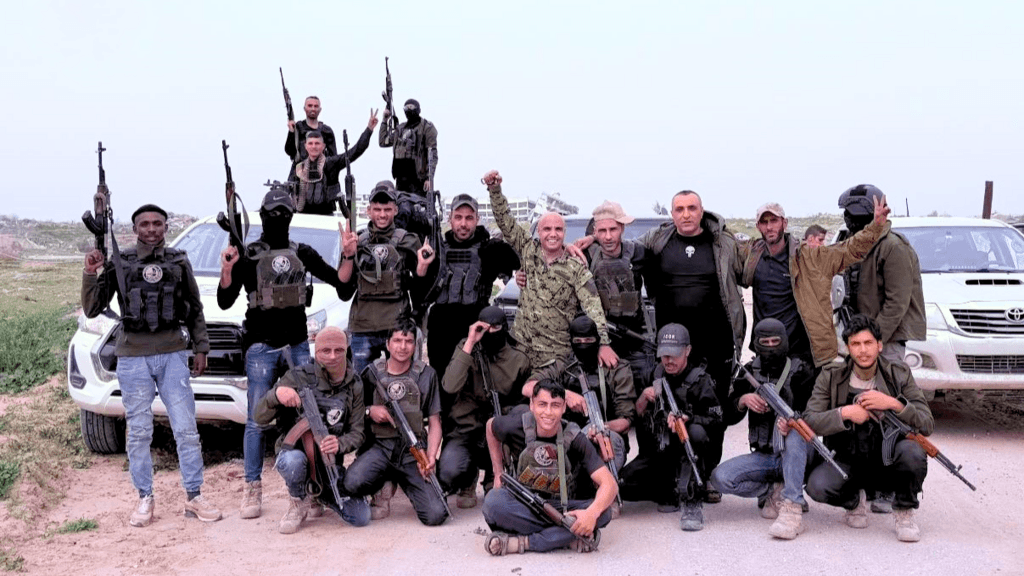 Milicias palestinas aliadas a Israel bloquean el regreso de refugiados por Rafah