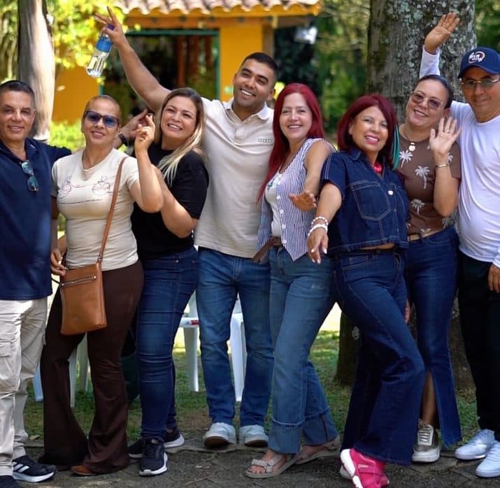 Girardota honra a sus maestros por su aporte transformador en las aulas y en la comunidad