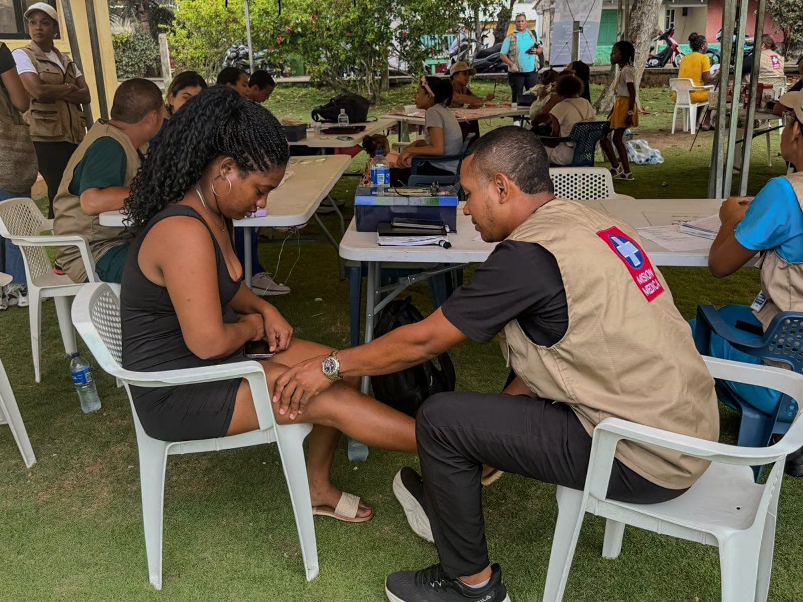 Más de 119 personas atendidas en jornada de salud integral en Elsy Bar, San Andrés