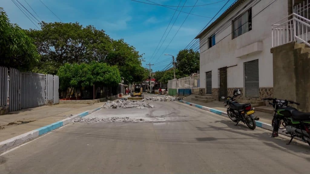 Alcaldía no recibirá obras en Bastidas hasta que contratista repare fallas de calidad