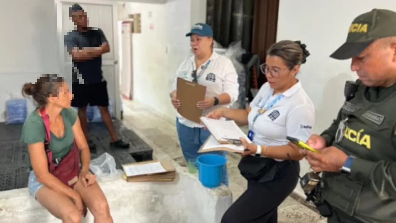 Clausuran planta clandestina de agua en Santa Marta: la envasaban en un baño con ratas y moho