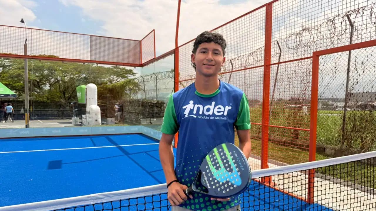 Medellín abre sus primeras canchas de pádel públicas y gratuitas para toda la ciudad