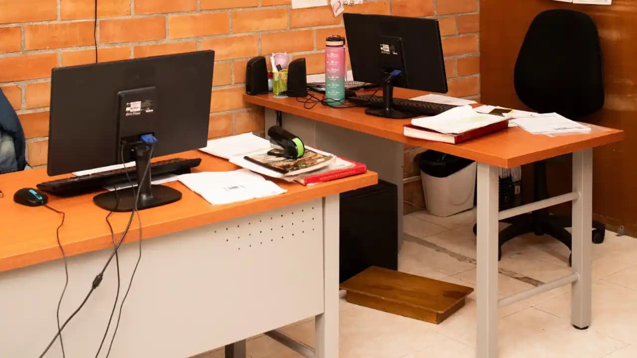 Medellín invierte más de 4.600 millones en renovar espacios de trabajo para profesores y administrativos