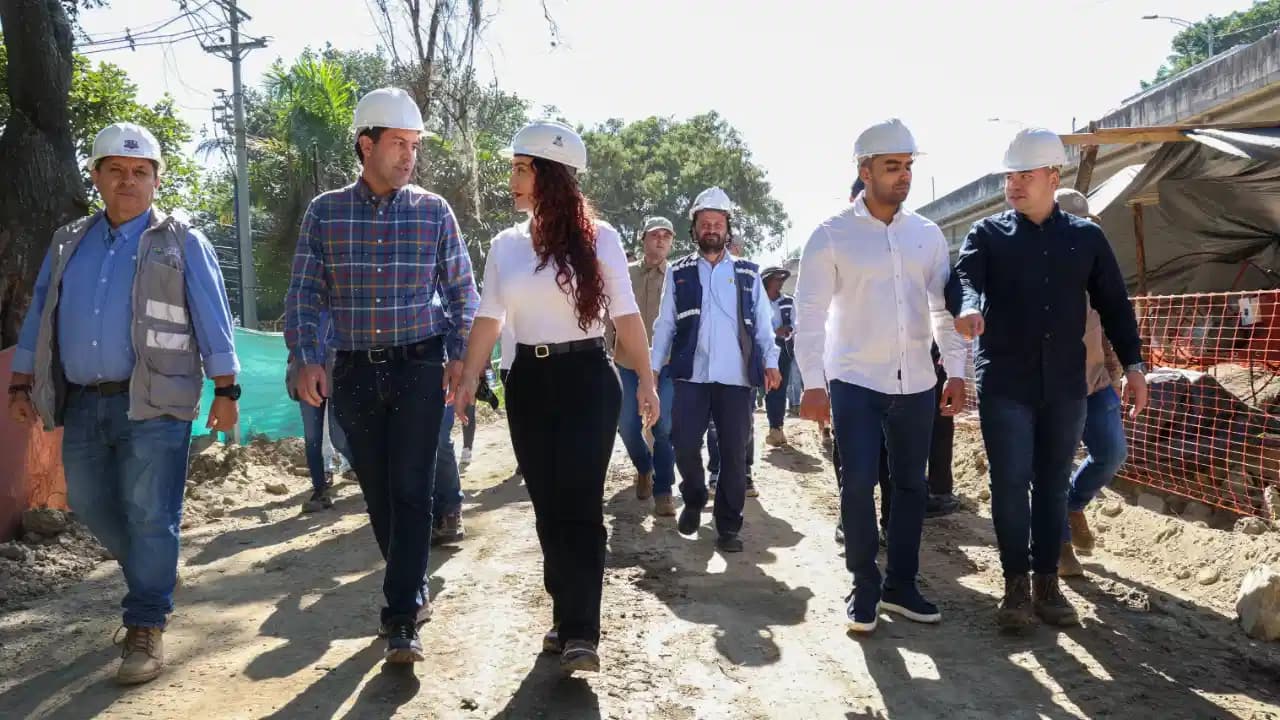 Alcaldes del norte inspecciona el avance del Intercambio Vial de La Seca