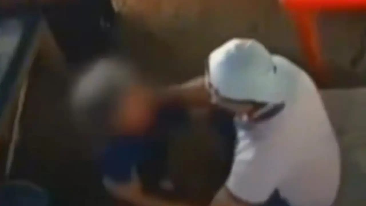 Buscan a hombre captado maltratando a niña de 4 años en Sibaté; autoridades ofrecen recompensa