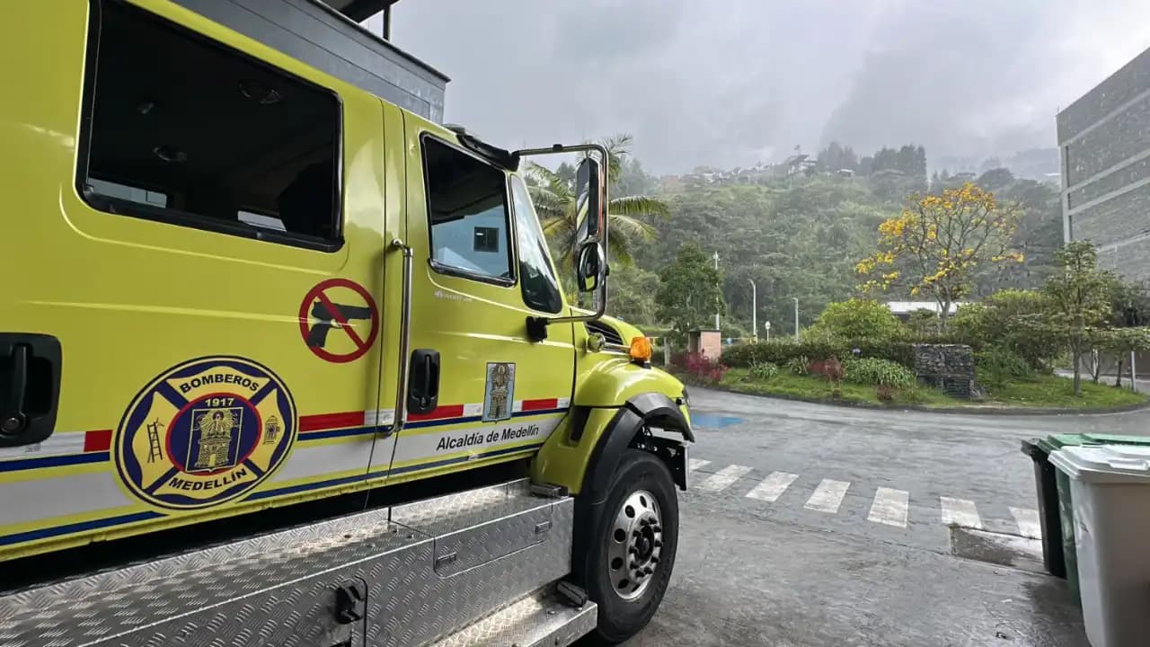 Medellín abre nueva estación de bomberos en occidente para atender emergencias más rápido