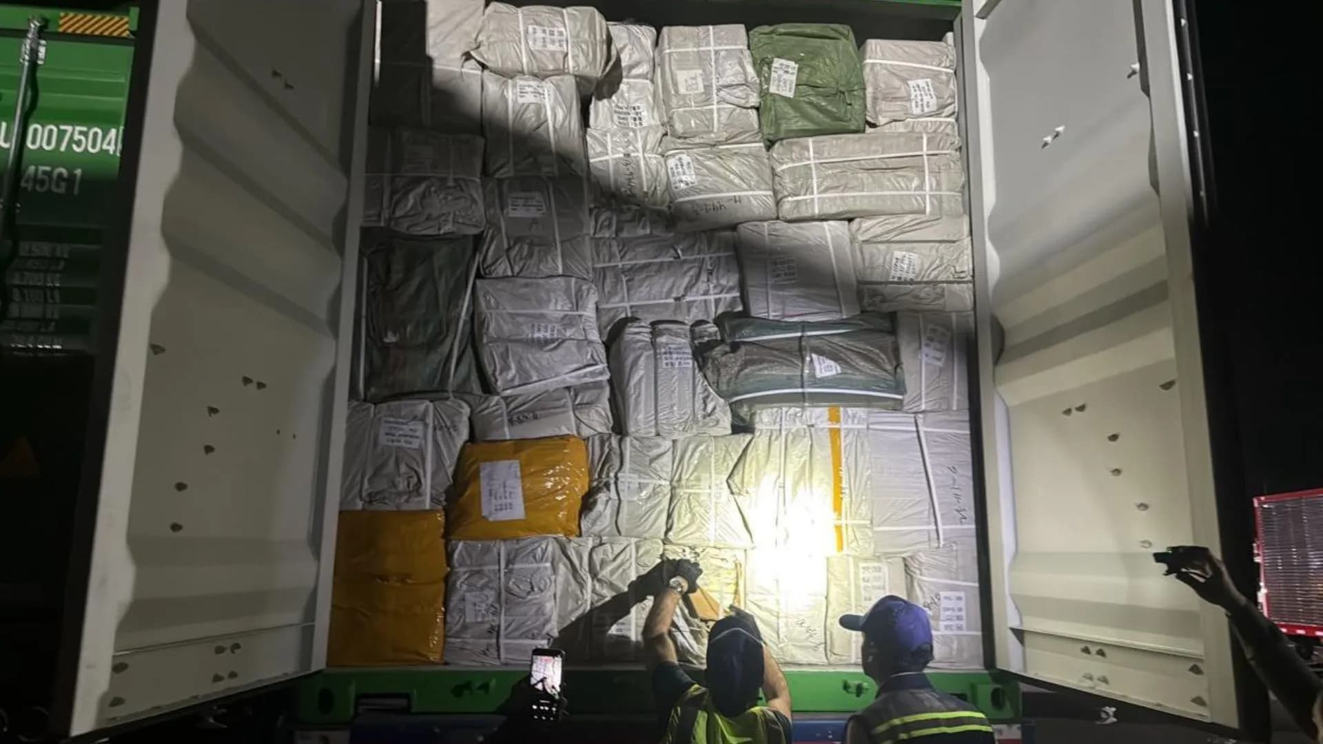 DIAN asesta golpe al contrabando en Bogotá con incautación de más de $6.650 millones