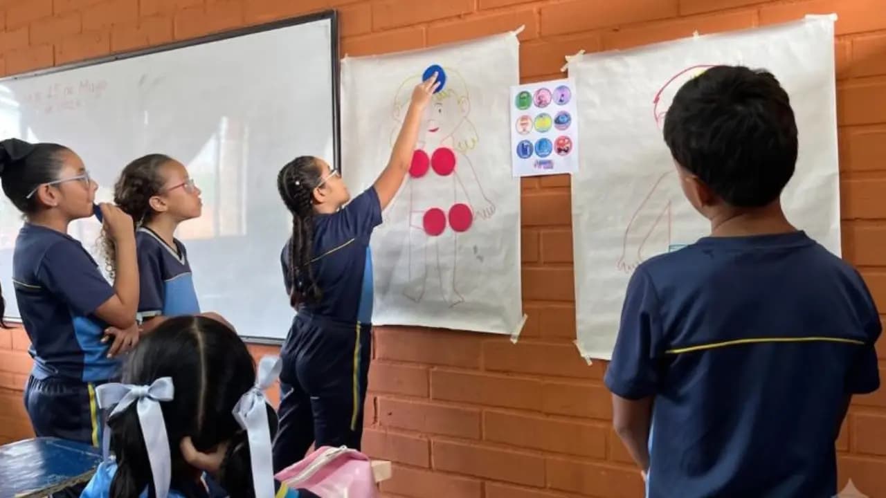 Bello enseña a los niños desde el jardín a protegerse: lanzan estrategia de educación sexual para prevenir violencia