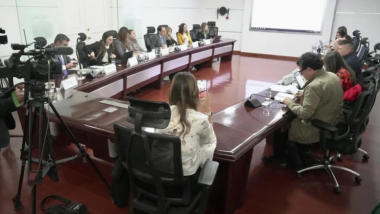 Restrepo exige transparencia y seriedad en el empalme del gobierno entrante