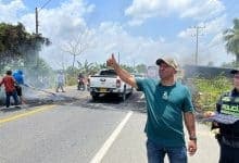 Abierta nuevamente la vía San Pelayo-Lorica tras acuerdos por emergencia en La Boca del Mañe