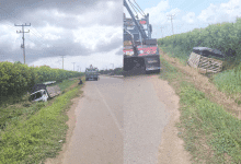 Camión se sale de la vía en Ciénaga de Oro tras presunto microsueño del conductor