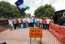Tres barrios de Valencia dejan atrás el barro con pavimentación que transformará la vida de 17 mil habitantes