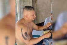 En Purísima, hombre se tatúa a De La Espriella y desata polémica en redes durante campaña electoral