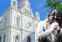 Objetos extraños frente a la Catedral de Montería generan intriga en redes sociales