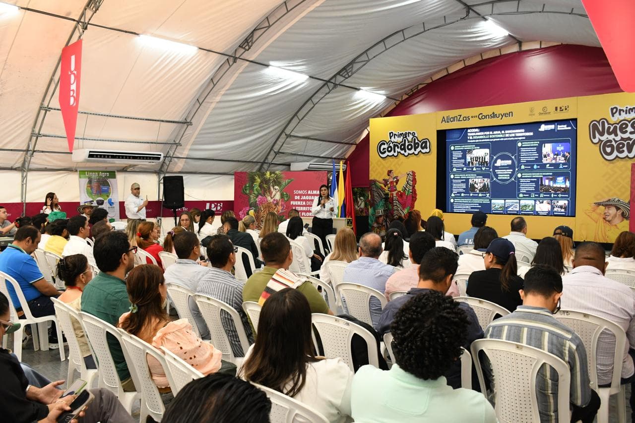 UPB abre carpa académica en la Feria de la Ganadería para fortalecer el sector productivo de Córdoba