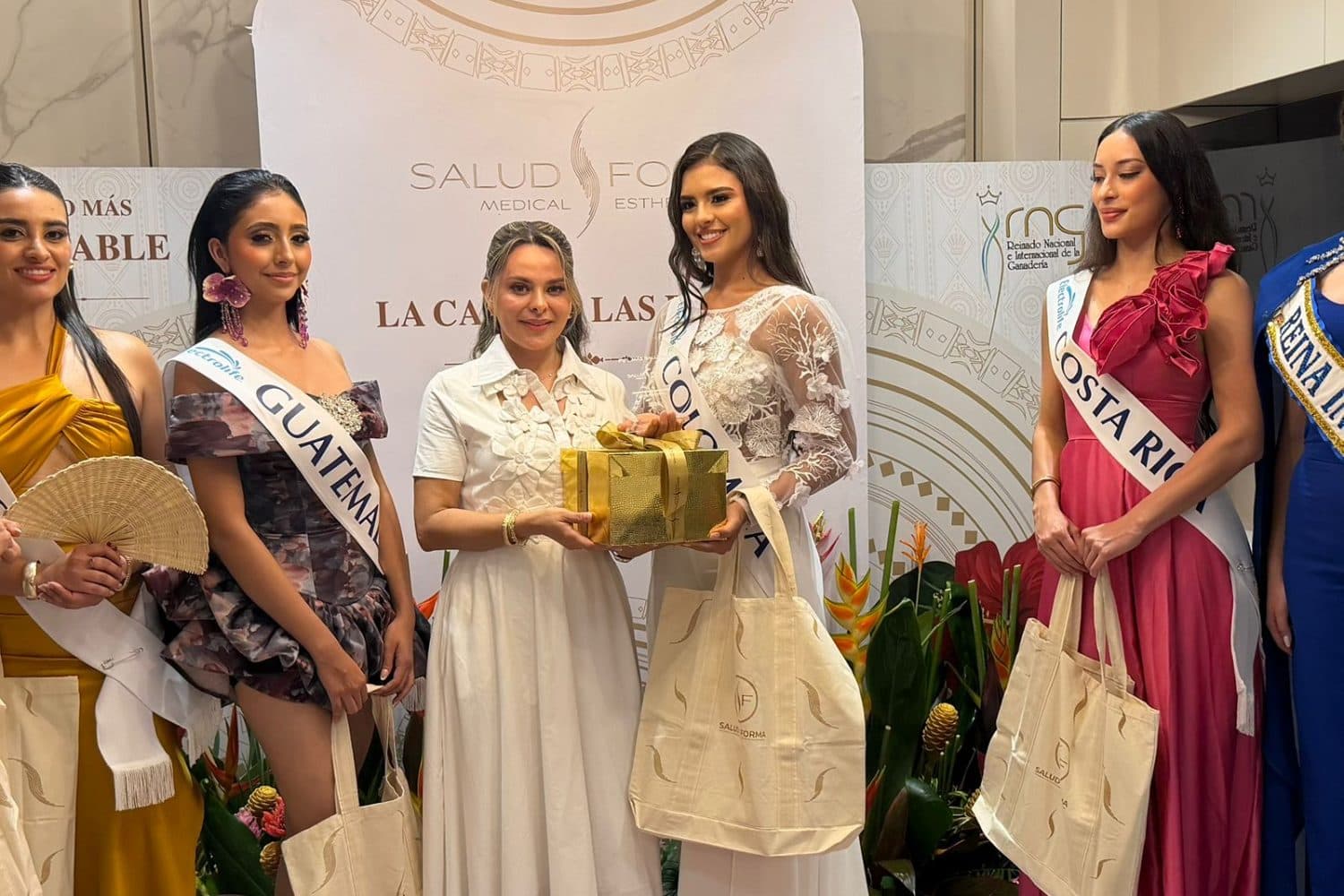 July Martínez y Eini González ganan títulos de Rostro Saludable en Feria de Ganadería