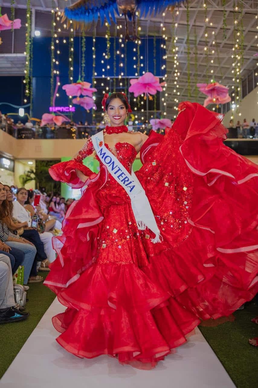 Isabella Patrouilleau brilla en el Reinado Nacional de la Ganadería con carisma y compromiso social