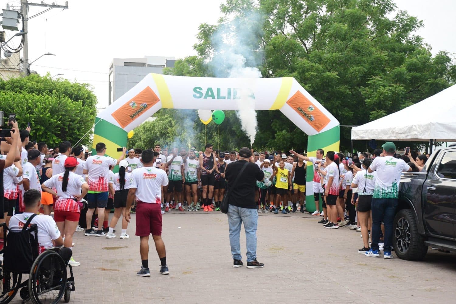 Más de 2.000 corredores tiñeron de color y entusiasmo las calles de Sahagún en su aniversario 250