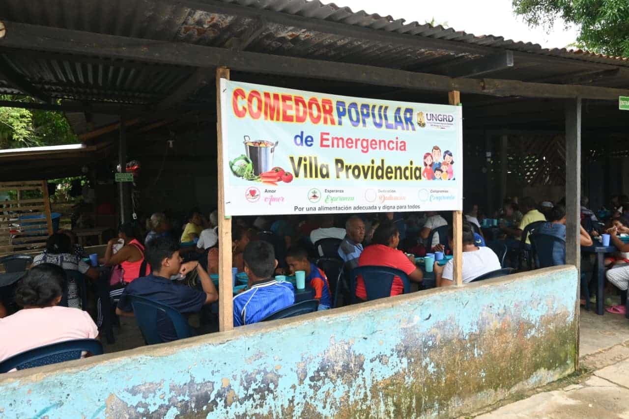 Comedores de emergencia abren sus puertas en Tierralta para alimentar a familias damnificadas por las lluvias
