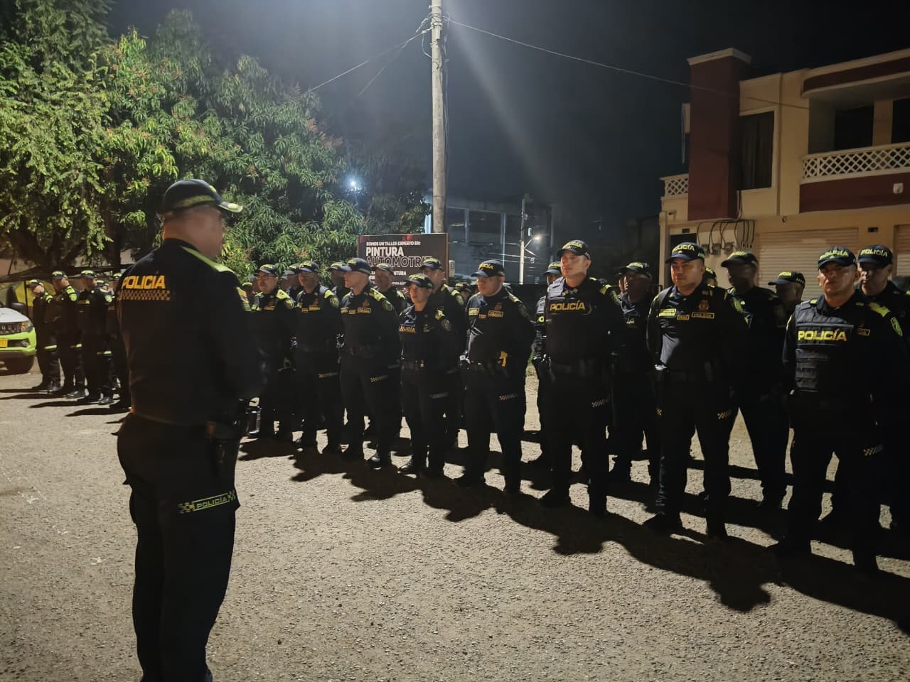 Más de mil policías resguardan la segunda vuelta presidencial en Córdoba