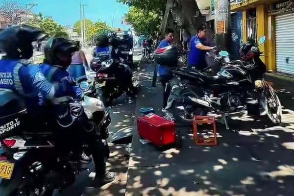 Santa Marta refuerza operativos contra invasión de andenes y espacios peatonales