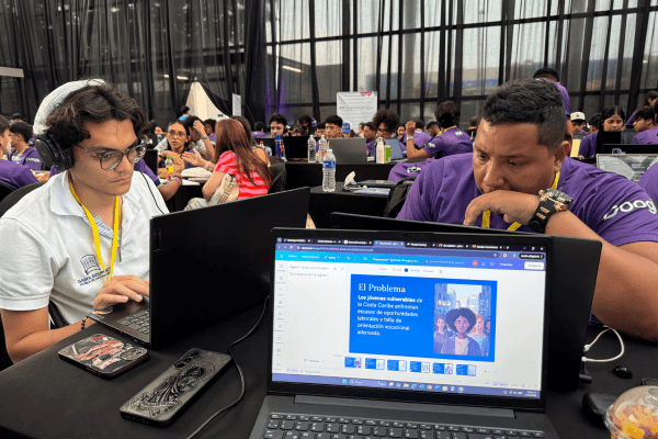 CBN logra tercer lugar en hackatón de IA con app para jóvenes vulnerables