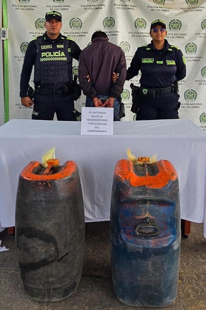 Capturan a extranjero con 36 galones de gasolina de contrabando en Maicao