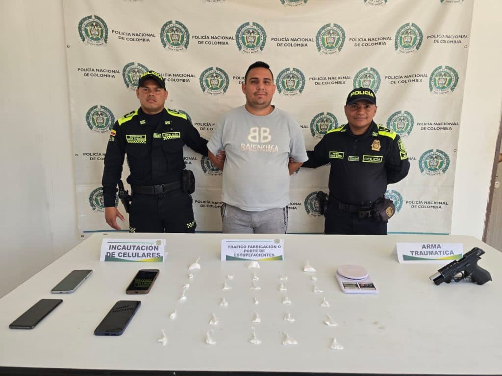 Capturan a "El Gordo" con cocaína en Hatonuevo: vendía dosis en la calle