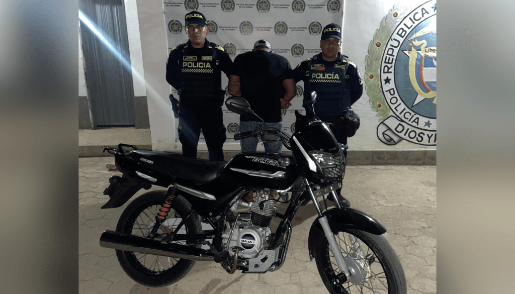 Capturan en Uribia a hombre que conducía motocicleta robada y no pudo justificar su procedencia
