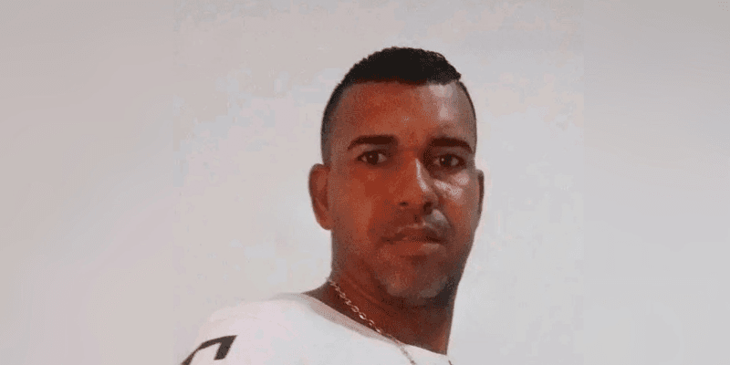 Joven lucha por su vida tras recibir tres balazos en intento de robo de moto en Manaure