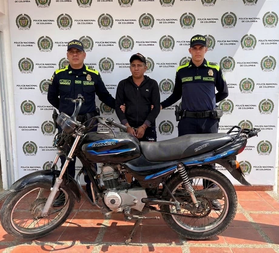 Capturan a receptador de motocicleta hurtada en zona rural de Riohacha